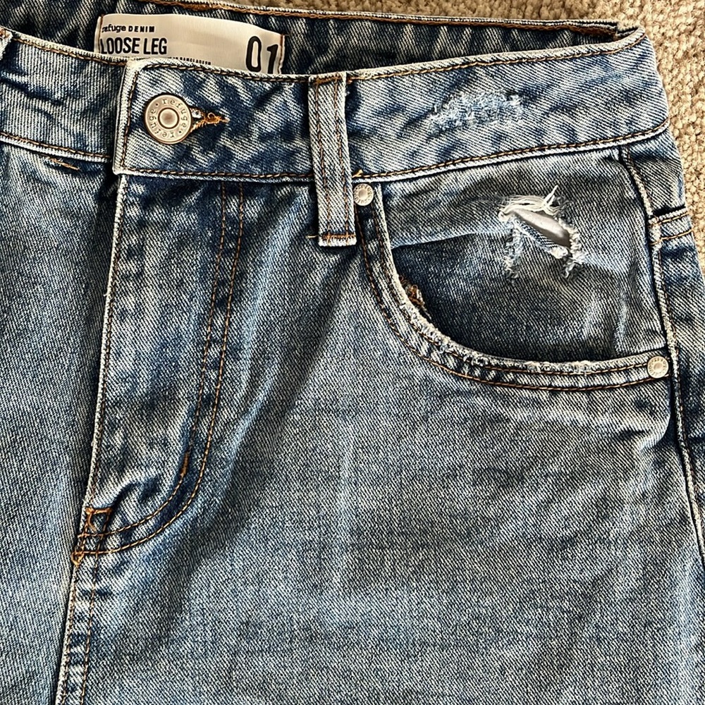 Refuge distressed denim jeans with loose leg